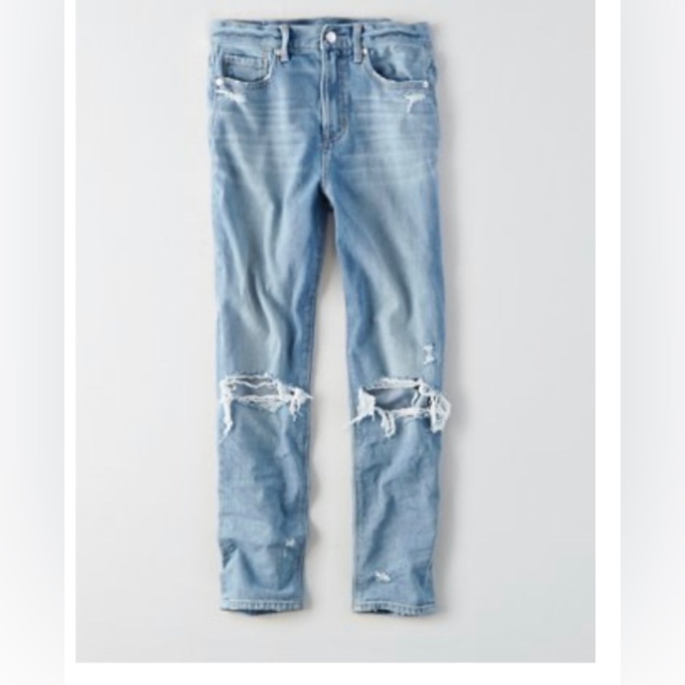 AE Ripped Mom Jean
